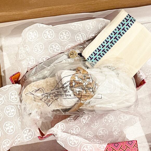 Tory Burch Miller Cloud Genuine Shearling Flip Flop Flats Sandals Size 8 NWB - Picture 9 of 13